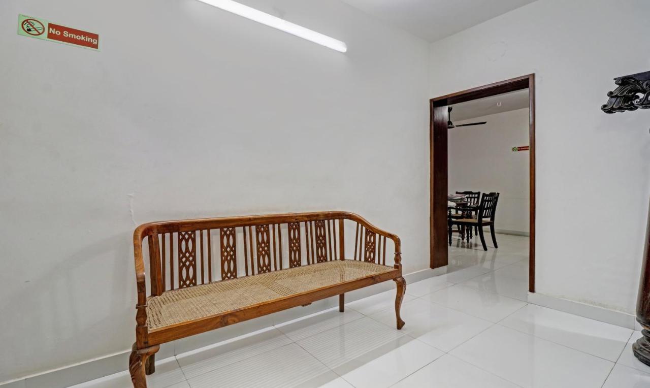 Treebo Backpackers Inn Kochi Eksteriør bilde