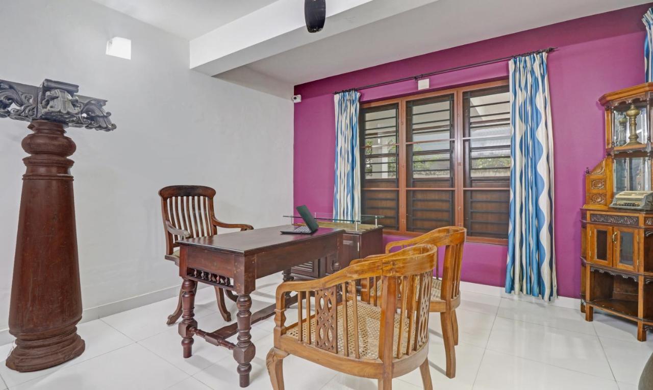 Treebo Backpackers Inn Kochi Eksteriør bilde